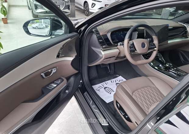 BYD Han EV