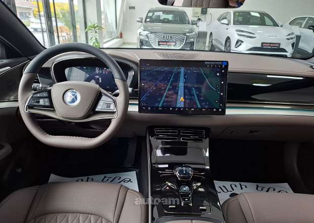 BYD Han EV