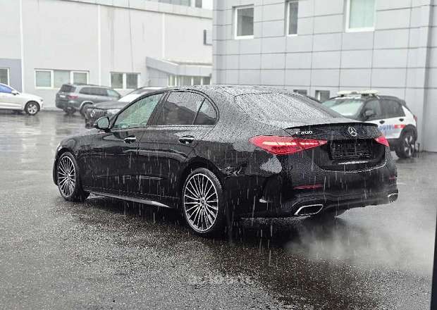 Mercedes-Benz C 200