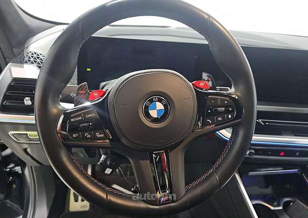 BMW XM