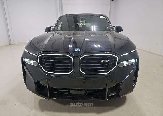 BMW XM