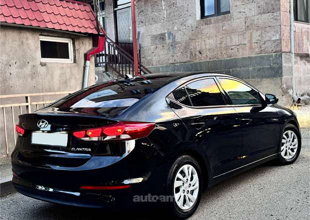 Hyundai Elantra 2019 — фото 4