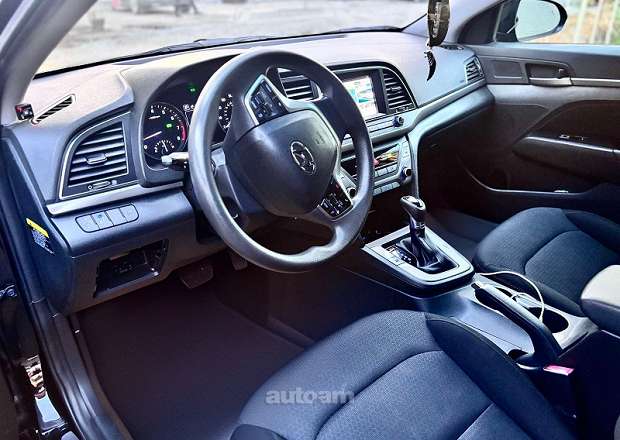 Hyundai Elantra 2019 — фото 6
