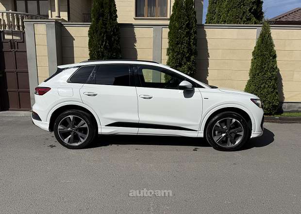 Audi Q4 e-tron 2023 — photo 6