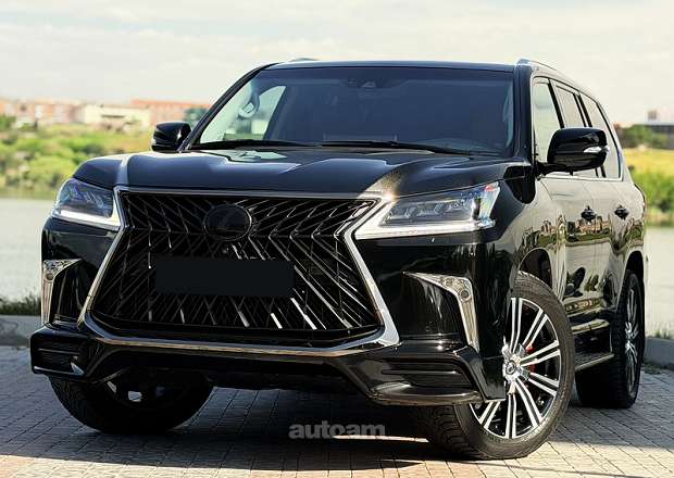 Lexus LX 570 2017 — photo 1