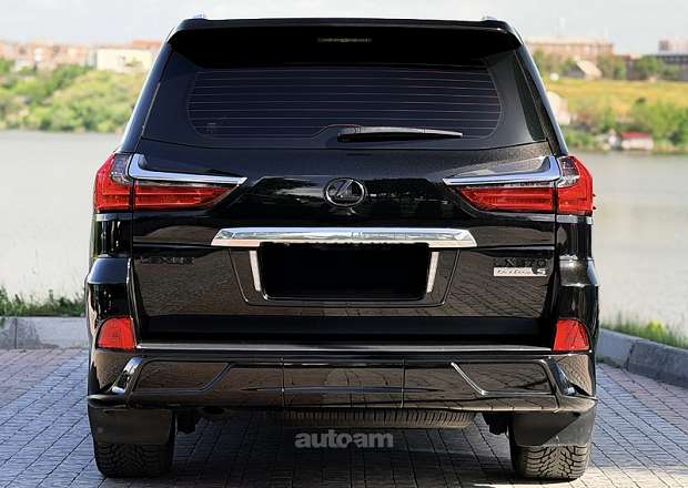 Lexus LX 570 2017 — photo 5