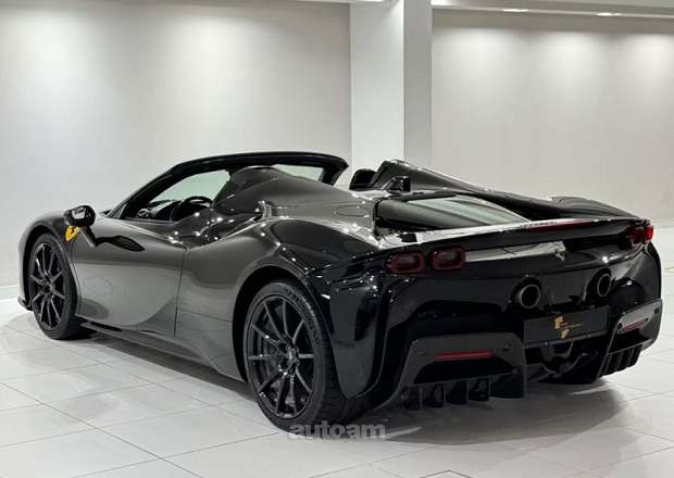 Ferrari SF90