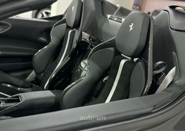 Ferrari SF90