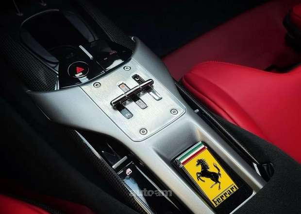 Ferrari F12