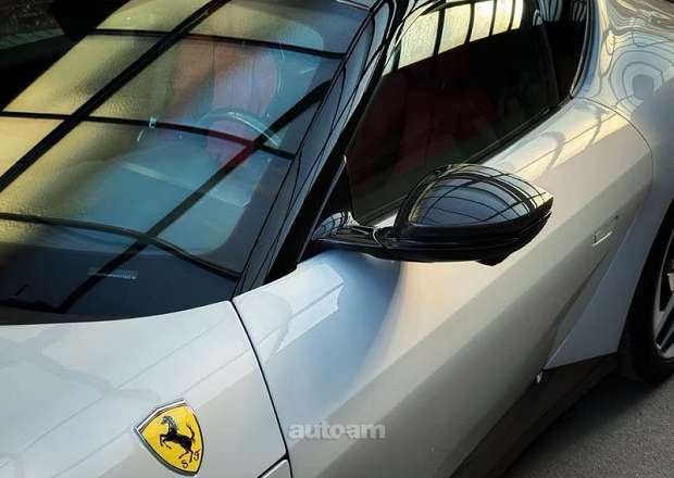 Ferrari F12
