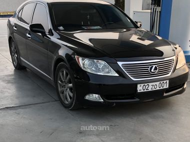 Lexus LS 460  2007 