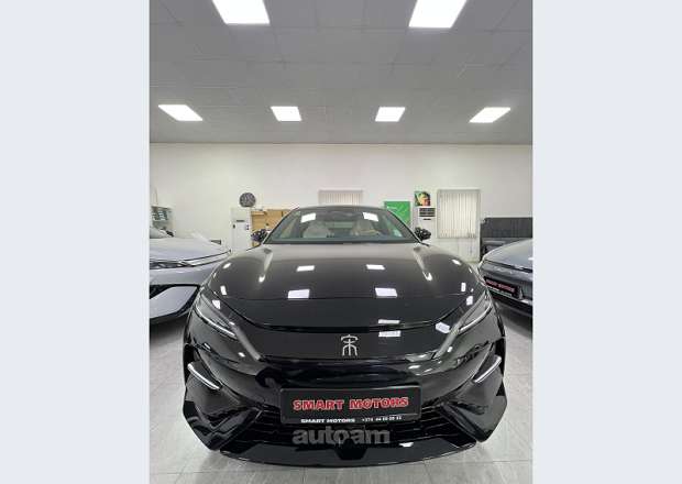 BYD Song  L
