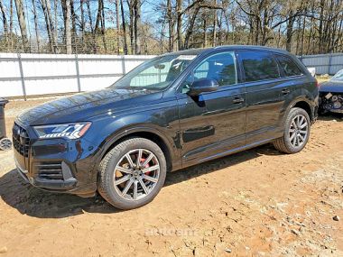 Audi Q7  2023 
