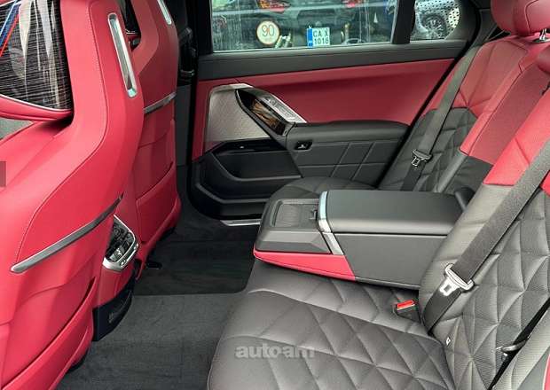 BMW 740