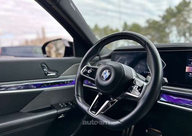 BMW 740