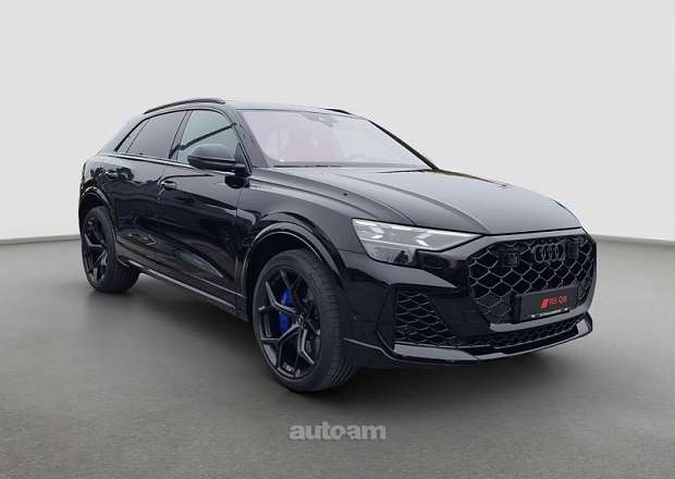 Audi RSQ8