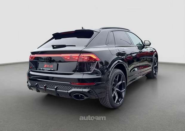Audi RSQ8