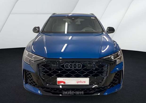 Audi RSQ8