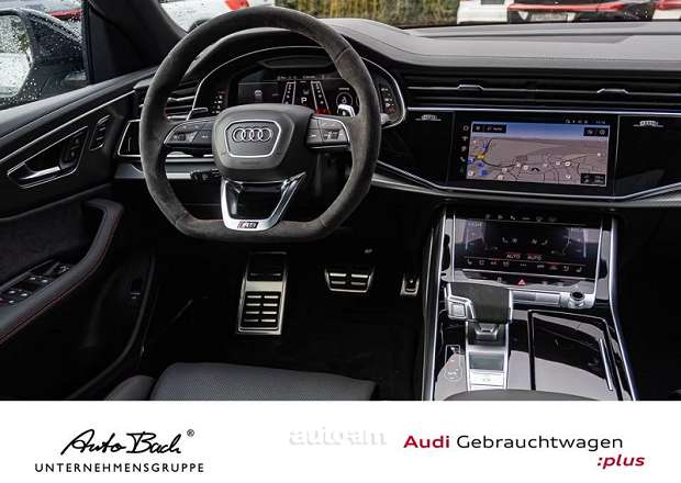 Audi RSQ8