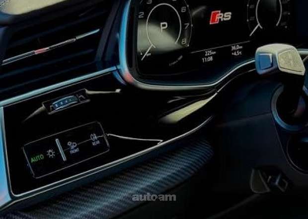 Audi RSQ8