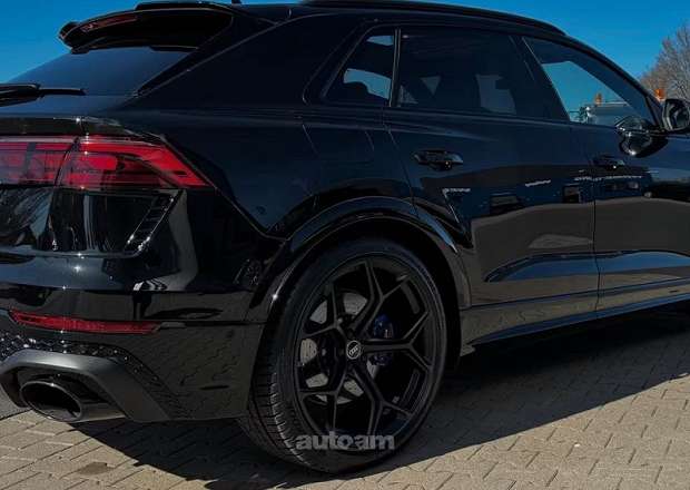 Audi RSQ8