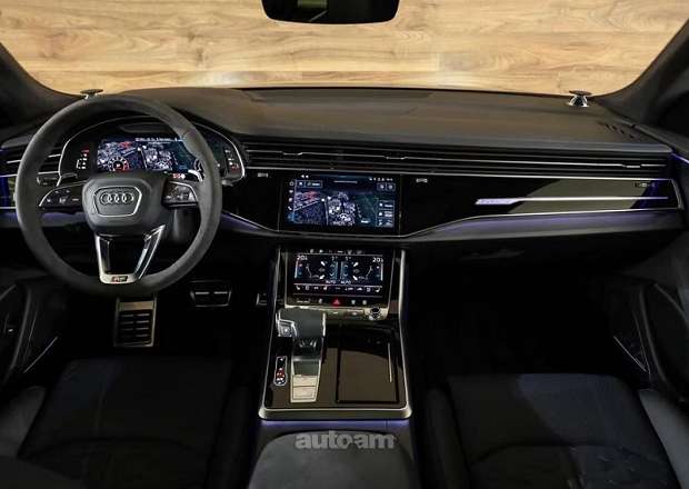 Audi RSQ8