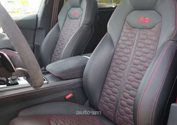 Audi RSQ8