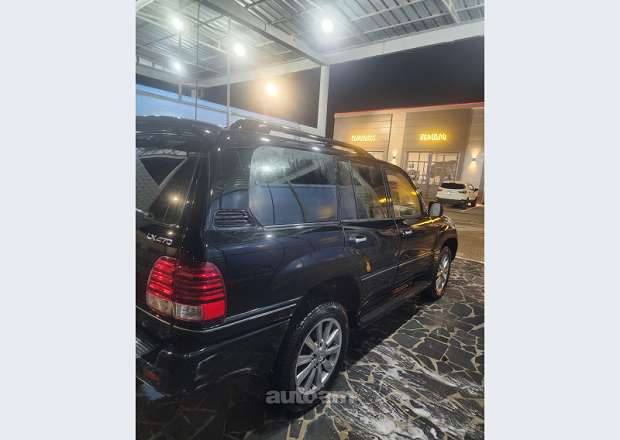 Lexus LX 470