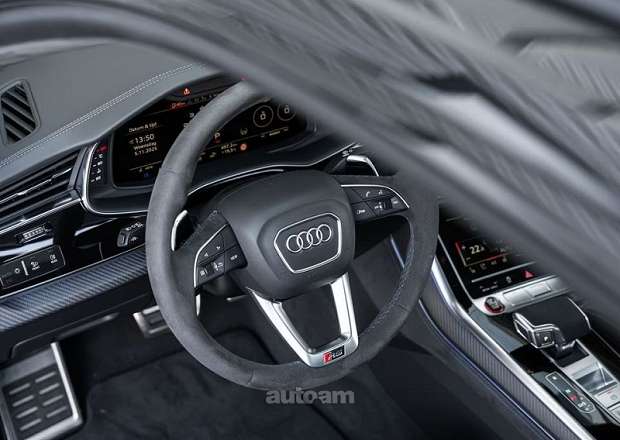 Audi RSQ8