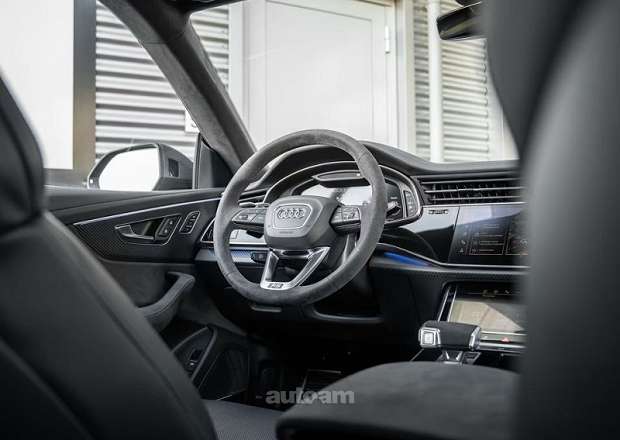Audi RSQ8