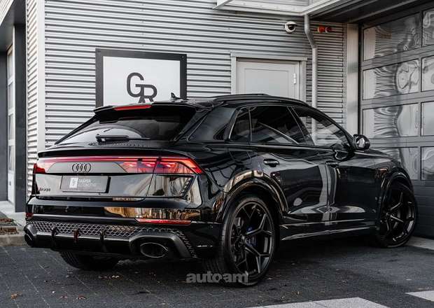 Audi RSQ8