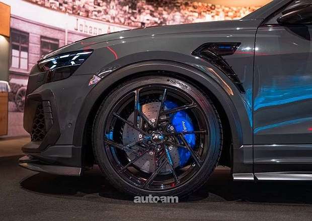 Audi RSQ8