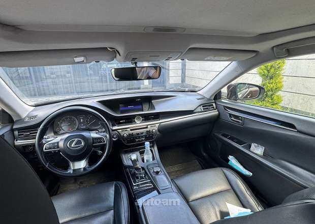 Lexus ES 250