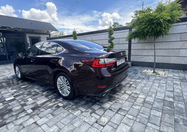 Lexus ES 250