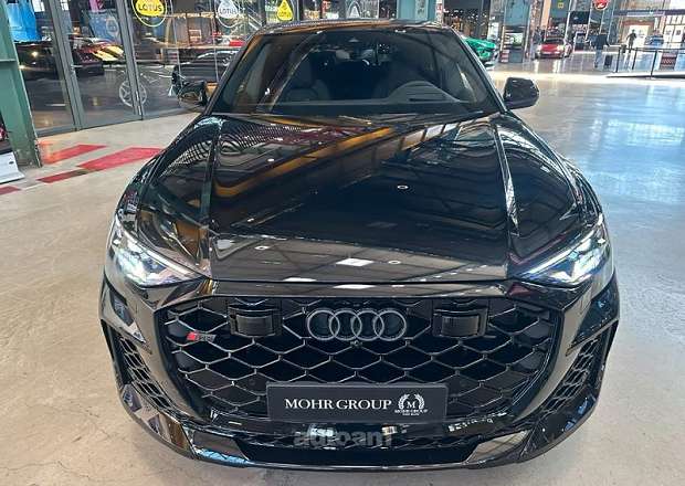 Audi RSQ8