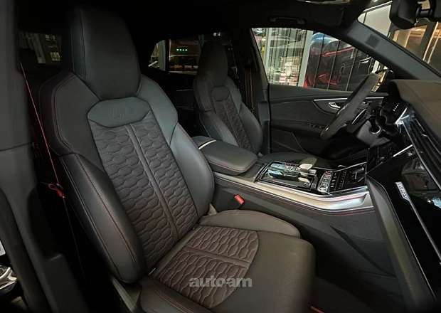 Audi RSQ8