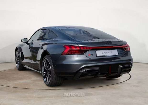 Audi RS e-tron