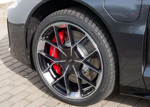Audi RS e-tron