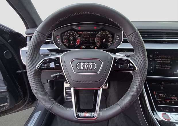 Audi S8/R8