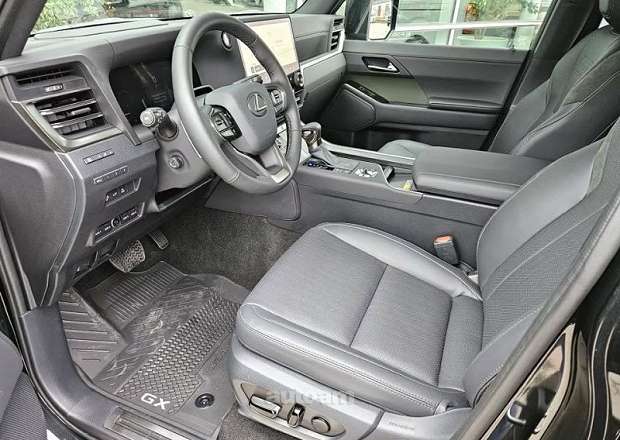 Lexus GX 550