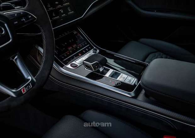 Audi RSQ8