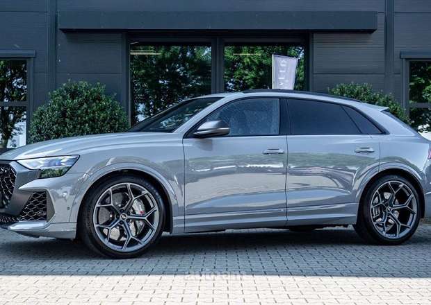 Audi RSQ8