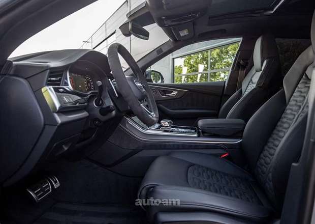 Audi RSQ8