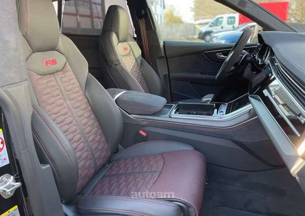 Audi RSQ8