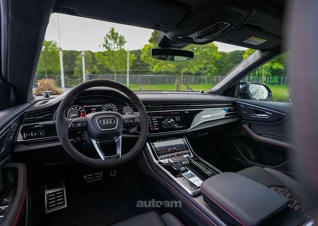 Audi RSQ8
