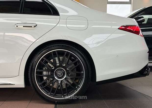 Mercedes-Benz S 63 AMG