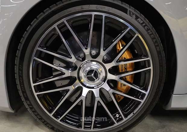 Mercedes-Benz S 63 AMG
