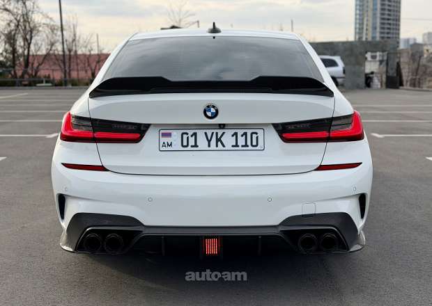 BMW 330