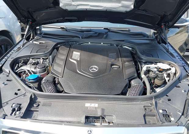 Mercedes-Benz S 560