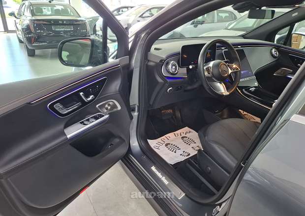 Mercedes-Benz EQE